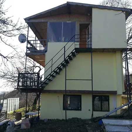 Вила Лилови * Osenovo