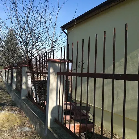 Вила Лилови Osenovo